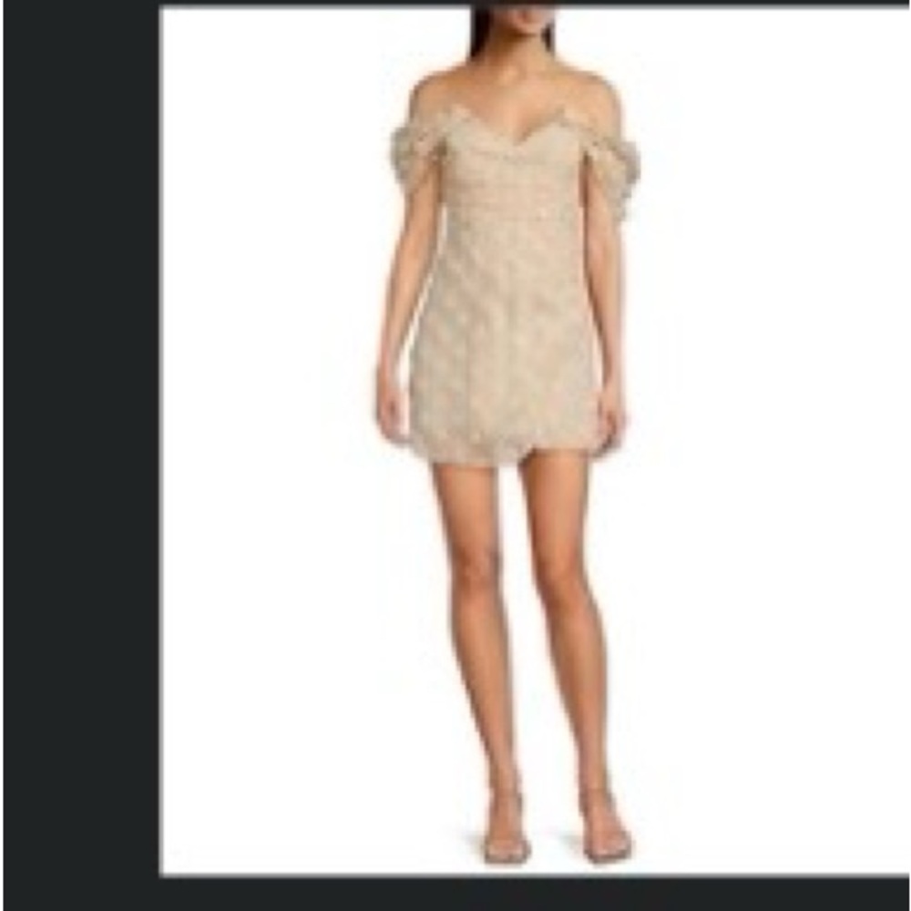 Chic Off-Shoulder Cream Mini Dress